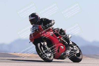 media/Oct-13-2025-Moto Forza (Mon) [[a66d839500]]/3-B Group/Session 4 (Turn 9)/